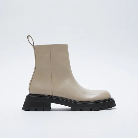 low heeled lug sole ankle boots zara